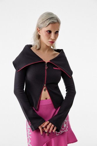 Punkyfish off the shoulder - the,
