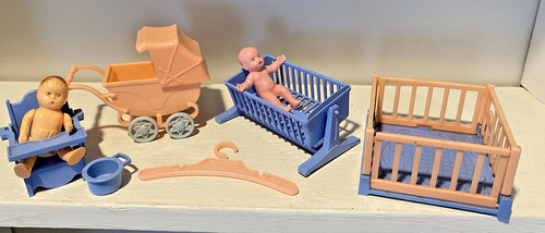 Vintage ideal dollhouse - ideal,