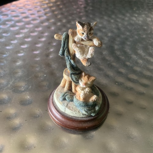 Country artists figurine 01307 - artists,