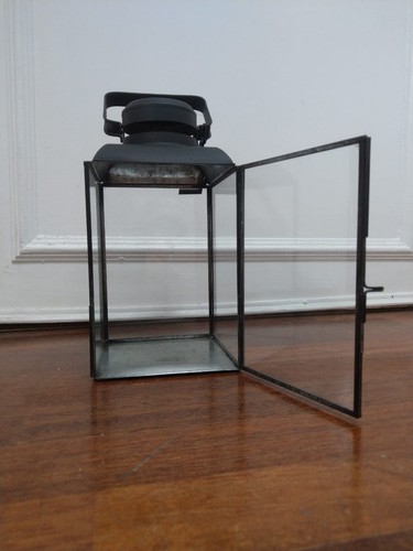 Square glass lantern for