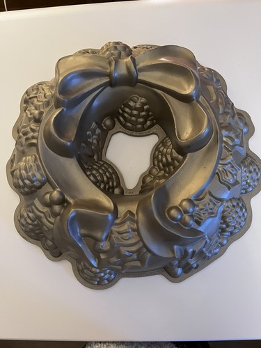 Nordic ware bundt pan - bundt,