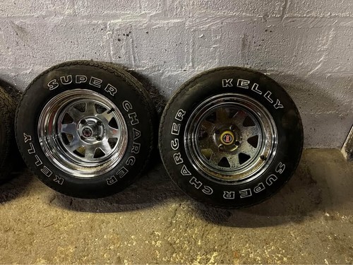 Chrome wellers with - , kelly
