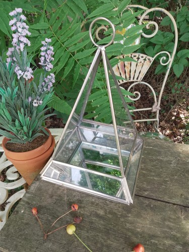 Vintage pyramid glass - vintage,