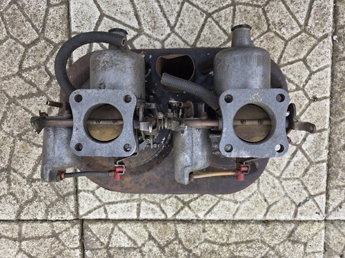 Twin carburettors - su,