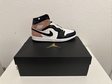 Nike Air Jordan 1 Mid UK7.5