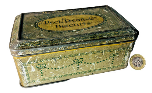 Advertising tin metal peek - advertising,