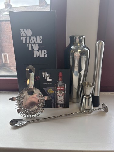 Smirnoff james bond 007 - bond,