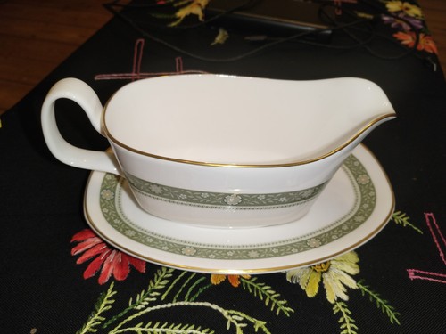 Vintage royal doulton - royal,