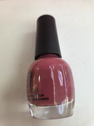 Nail polish new - w7,