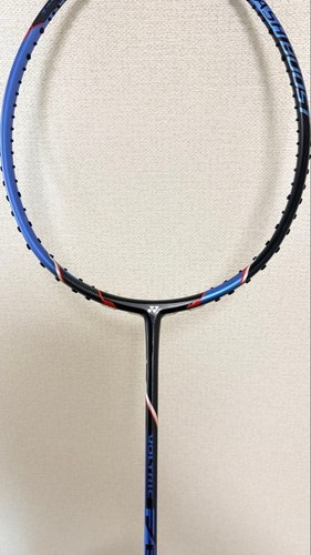 Yonex badminton racket voltric - badminton,