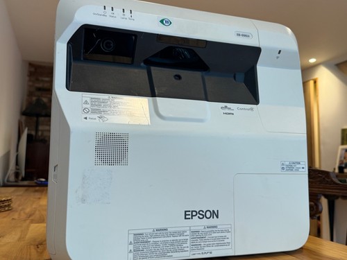 Epson 696ui projector ultra - epson,