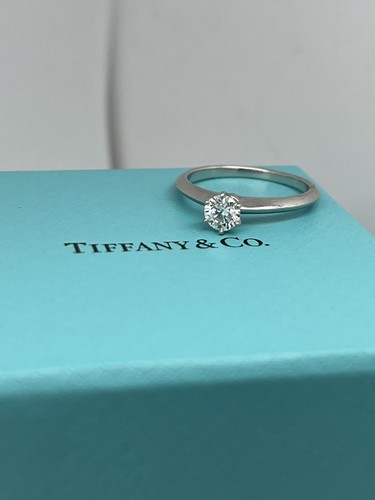 Tiffany 0 4ct - co., h/vs1