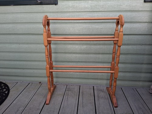 Vintage wooden towel - towel, free