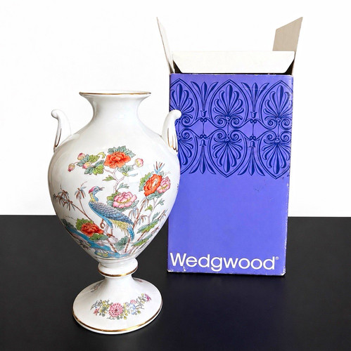 Wedgwood porcelain vase - porcelain,