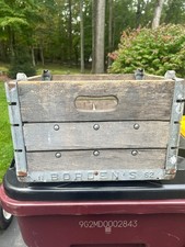 Vintage Borden’s Wooden Milk Crate Bottle Crate Carrier 62