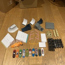 Spinmaster Tech Deck Joblot Bundle-fingerboards, Ramps, Rails, Platforms