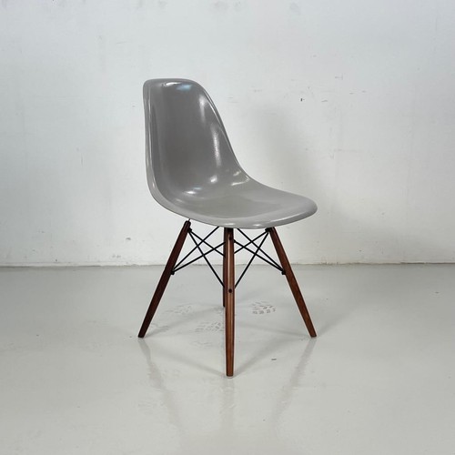 Eames dsw chair herman - eames,