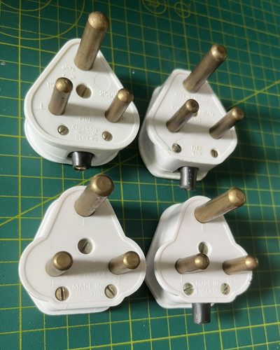 15a round pin plug - bs546, (set
