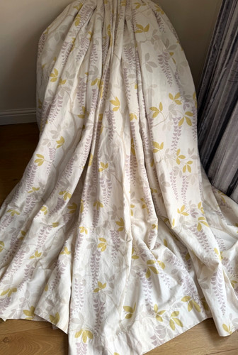 Fabulous laura ashley - laura,