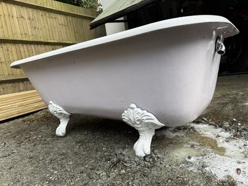 Victorian cast iron roll - victorian,