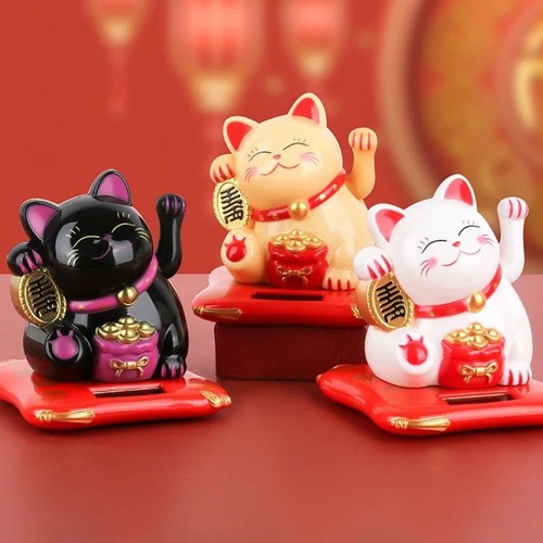 Solar powered chinese - chinese, maneki