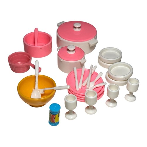 Vintage 70s barbie dreamhouse - 70s,