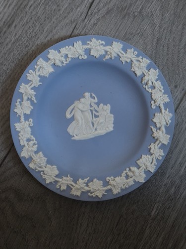 Wedgwood blue jasperware - wedgwood,