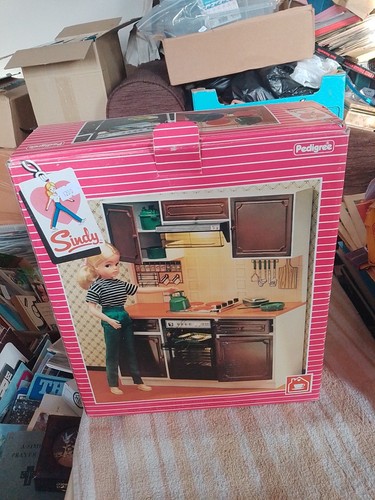 Sindys vintage cooker - sindys,