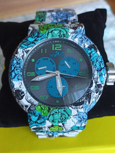New box invicta skeleton - invicta,