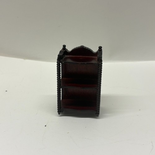 12th scale dolls house - scale,