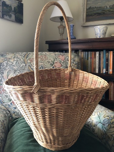 Charming large vintage - large,
