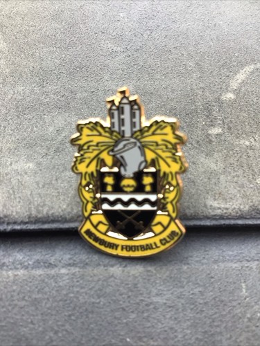 Newbury football club pin - football,