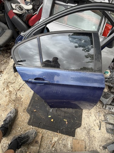 Bmw e90 rear driver - rear,