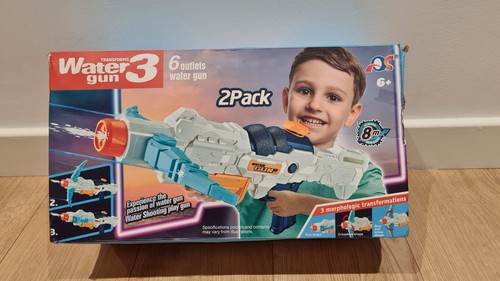 Pack transforms water gun - water,