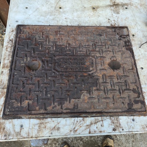 Cast iron manhole cover - cast,