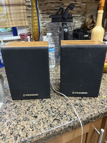 Pair pioneer x300q surround - pair, cs-x300q