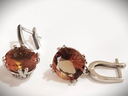 Csarite zultanite color change - csarite,