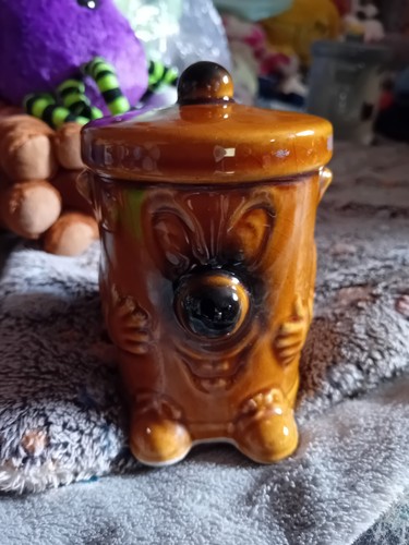 Vintage dusty bin ceramic - dusty,