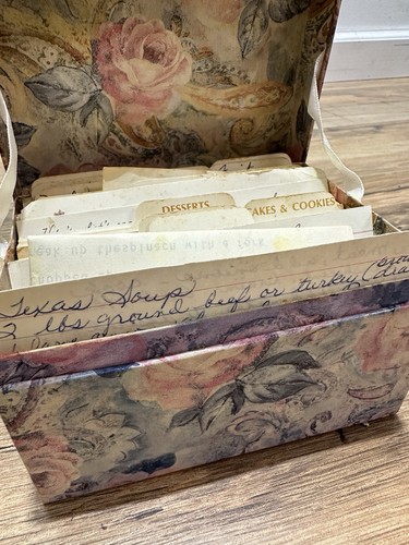 Vintage recipe box - vintage,
