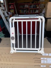 Crush resistant dog crate