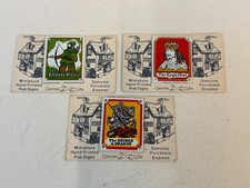 Vintages miniature enamel pub