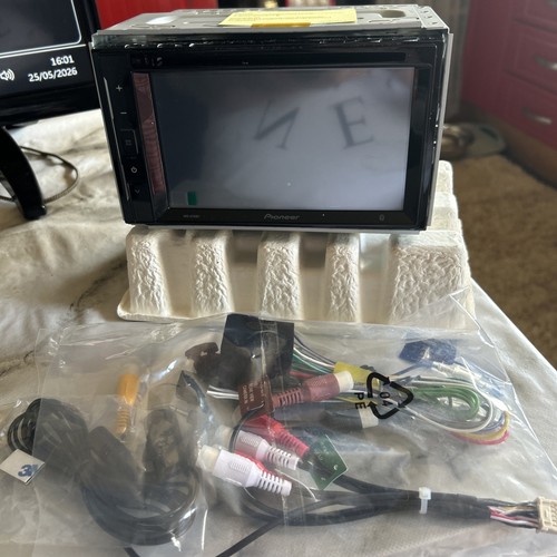 Pioneer avh a240bt double - pioneer, 6.2"
