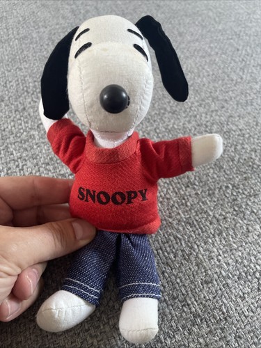 Vintage 1960s snoopy plush toy - 1960s,