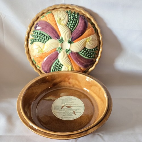 Vintage lidded ceramic - vintage,