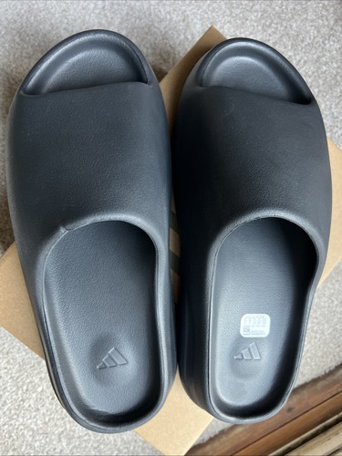 Adidas yeezy slides onyx - yeezy, uk