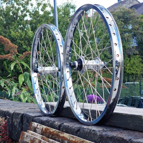 Profile racing off the shelf - profile,