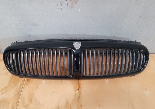 Jaguar type 2002 front - x, grill