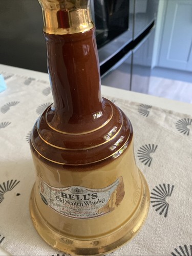 Bells whiskey wade decanter - bells,