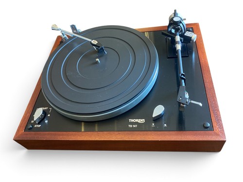 Thorens 147 turntable - 147, –