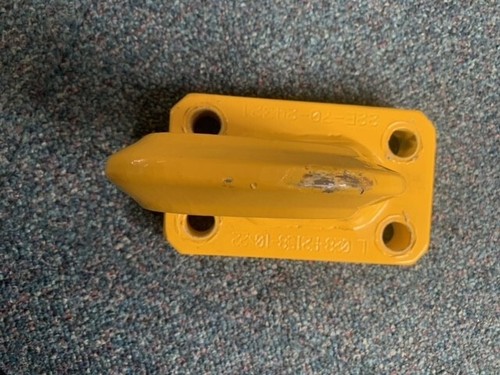 Bolt lifting eye hook - bolt, on
